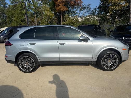 2018 Porsche Cayenne 