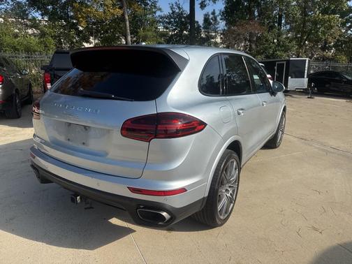 2018 Porsche Cayenne 