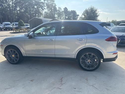 2018 Porsche Cayenne 