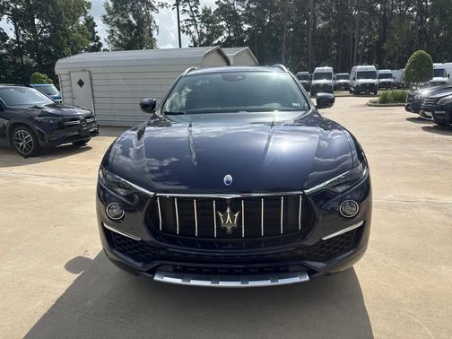 Blu Passione Mica 2020 Maserati Levante GranLusso