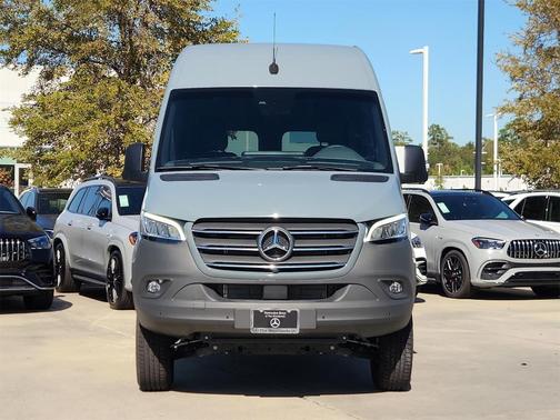 2024 Mercedes-Benz Sprinter 2500 144 WB