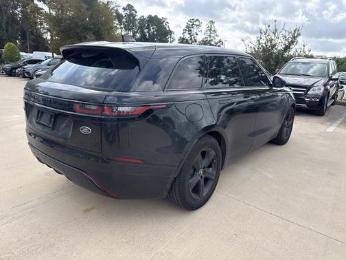 Santorini Black Metallic 2022 Land Rover Range Rover Velar P250 R-Dynamic S