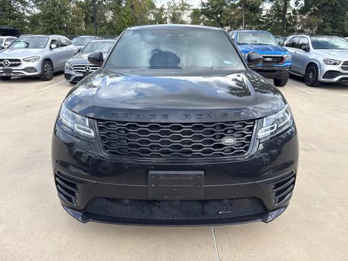 Santorini Black Metallic 2022 Land Rover Range Rover Velar P250 R-Dynamic S