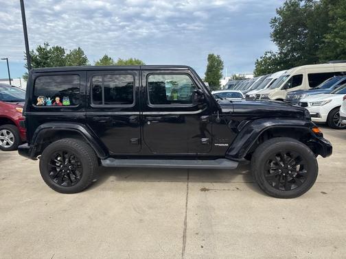 2020 Jeep Wrangler Unlimited Sahara High Altitude