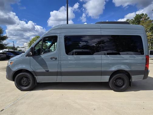 2025 Mercedes-Benz Sprinter 2500 144 WB Standard Roof Passenger