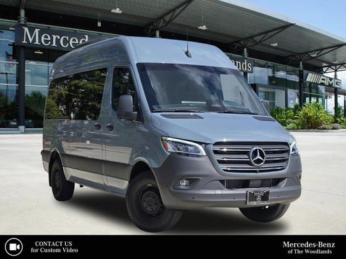 2025 Mercedes-Benz Sprinter 2500 144 WB Standard Roof Passenger