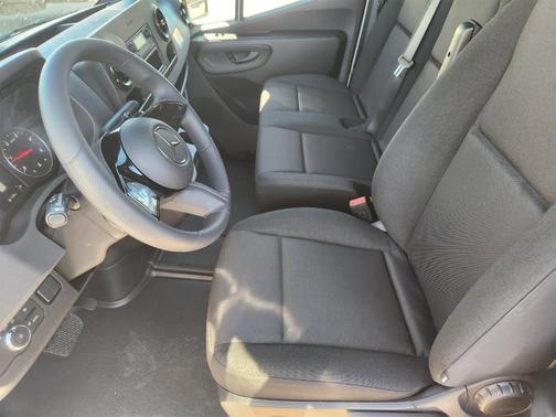 2026 Mercedes-Benz Sprinter 2500 144 WB