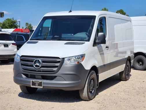 2025 Mercedes-Benz Sprinter 2500 Standard Roof