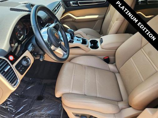 2023 Porsche Cayenne Platinum Edition