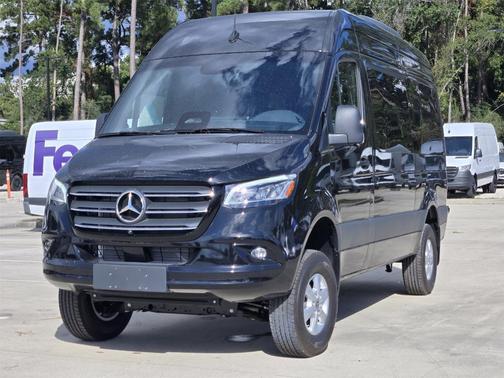 2025 Mercedes-Benz Sprinter 2500 144 WB Standard Roof Passenger