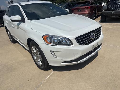 2016 Volvo XC60 T5 Drive-E Premier