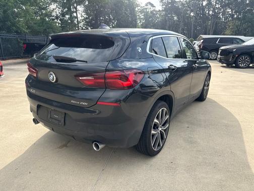 Black Sapphire Metallic 2020 BMW X2 sDrive28i