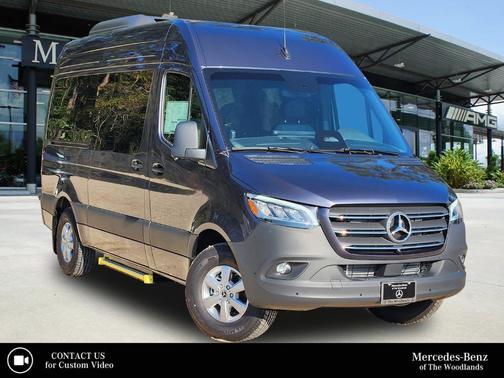 2025 Mercedes-Benz Sprinter 2500 144 WB Standard Roof Passenger