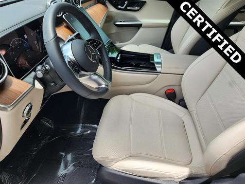 2025 Mercedes-Benz GLC 300 Base