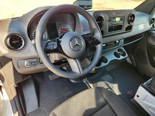 2025 Mercedes-Benz Sprinter 2500 170 WB High Roof Extended Cargo