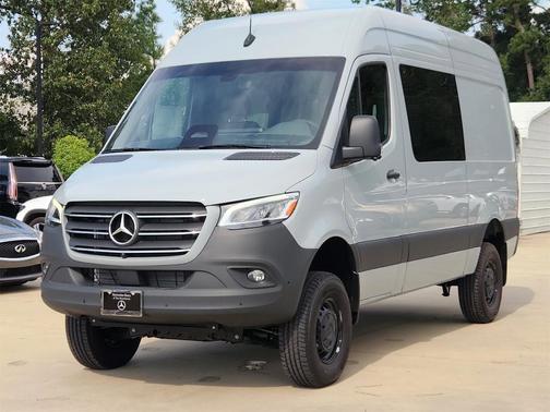 2025 Mercedes-Benz Sprinter 2500 Standard Roof