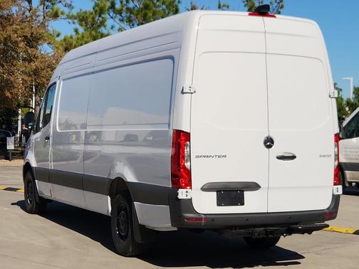 2026 Mercedes-Benz Sprinter 2500 High Roof