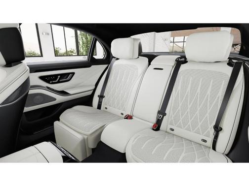 2026 Mercedes-Benz AMG S 63 E Base