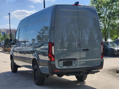 2025 Mercedes-Benz Sprinter 2500 High Roof