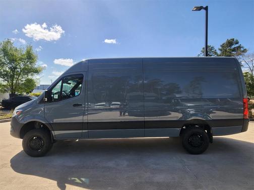 2025 Mercedes-Benz Sprinter 2500 High Roof