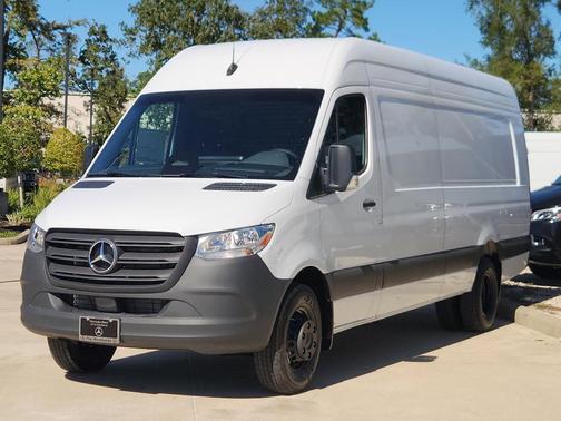 Arctic White 2026 Mercedes-Benz Sprinter 3500XD High Roof