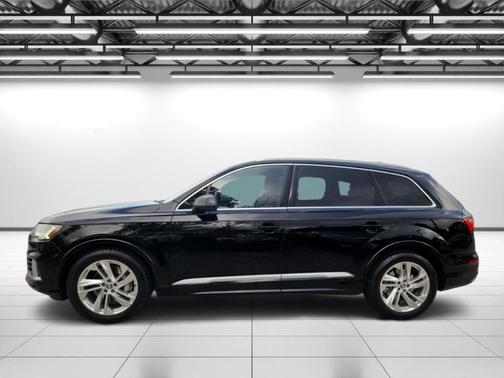 2021 Audi Q7 55 Prestige