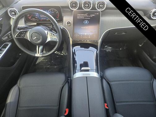 Graphite Gray Metallic 2026 Mercedes-Benz GLC 300 Base