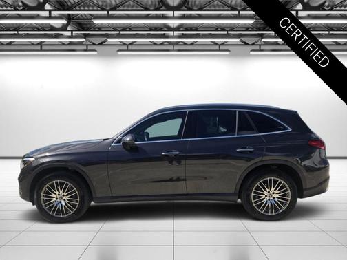 Graphite Gray Metallic 2026 Mercedes-Benz GLC 300 Base