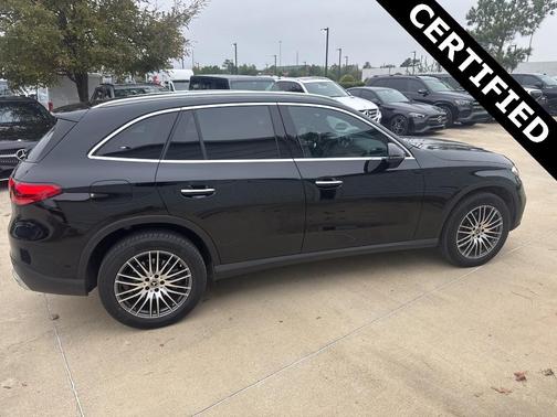 2025 Mercedes-Benz GLC 300 Base