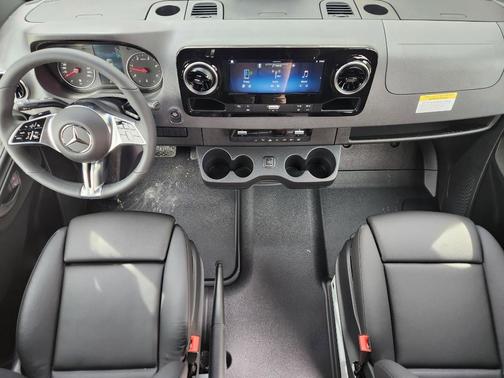 2026 Mercedes-Benz Sprinter 2500 High Roof