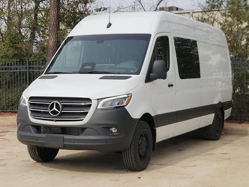 2026 Mercedes-Benz Sprinter 2500 High Roof