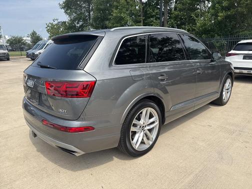 2017 Audi Q7 3.0T Prestige
