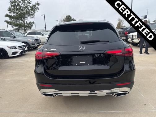 2025 Mercedes-Benz GLC 300 Base