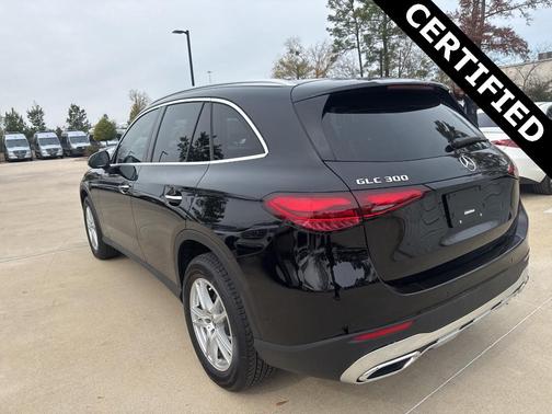 2025 Mercedes-Benz GLC 300 Base