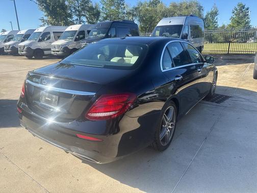 2019 Mercedes-Benz E-Class E 300