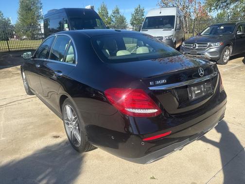 2019 Mercedes-Benz E-Class E 300