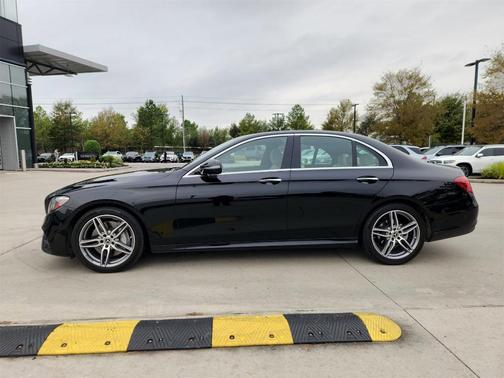 2019 Mercedes-Benz E-Class E 300