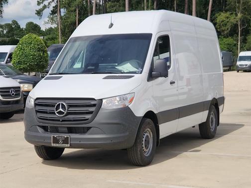 2025 Mercedes-Benz Sprinter 2500 Standard Roof