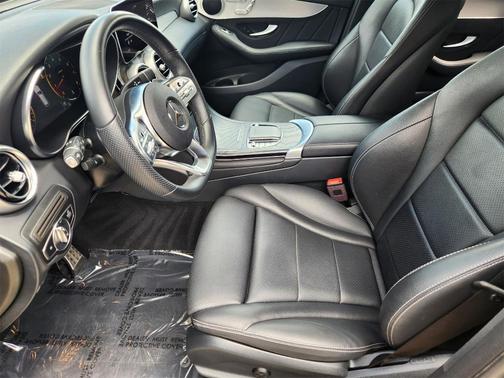 2022 Mercedes-Benz GLC 300 Base