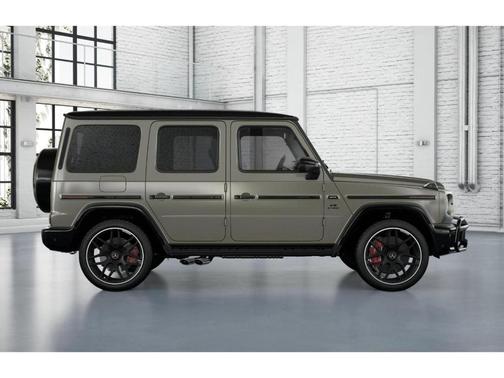 Bronze 2026 Mercedes-Benz AMG G 63 Base