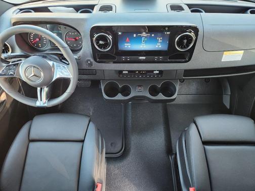 2026 Mercedes-Benz Sprinter 2500 High Roof