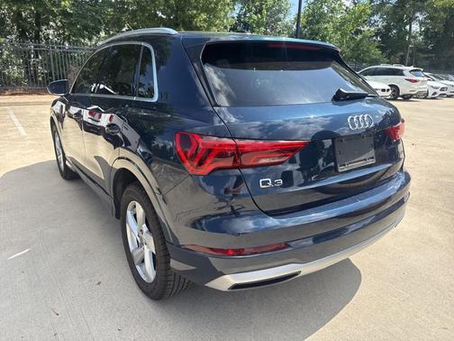 Cosmos Blue Metallic 2019 Audi Q3 2.0T Premium Plus