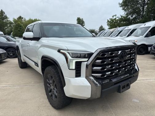 2022 Toyota Tundra Platinum