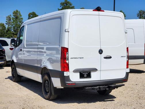 2026 Mercedes-Benz Sprinter 2500 144 WB