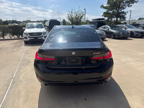 Jet Black 2021 BMW 330 i