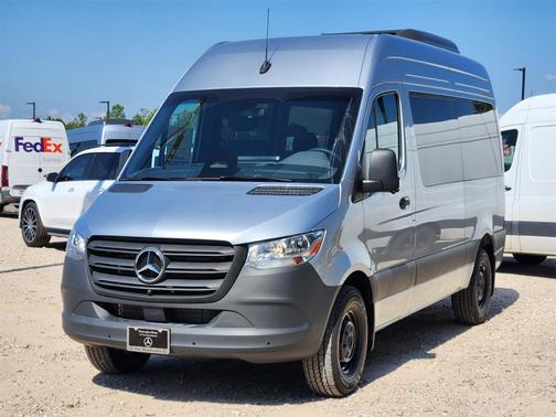 2025 Mercedes-Benz Sprinter 2500 144 WB Standard Roof Passenger