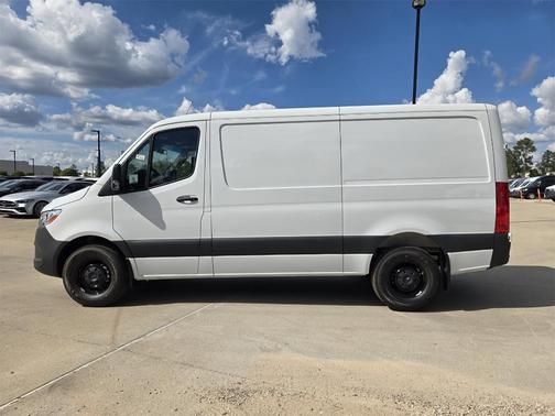 2025 Mercedes-Benz Sprinter 2500 Standard Roof