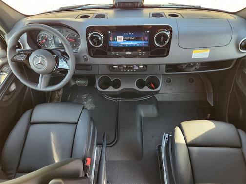2025 Mercedes-Benz Sprinter 3500XD High Roof