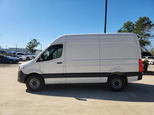 2025 Mercedes-Benz Sprinter 2500 Standard Roof