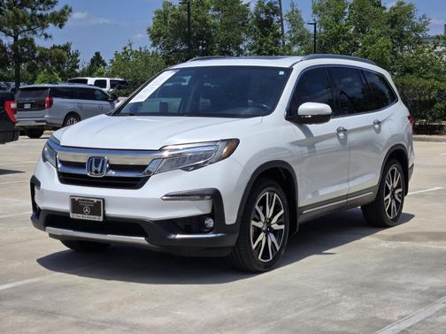 Platinum White Pearl 2020 Honda Pilot Touring 7-Passenger